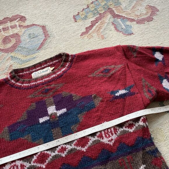 Vintage LL Bean Aztec Sweater 90s Medium Red Purple Green Wool Southwestern - Picture 6 of 8